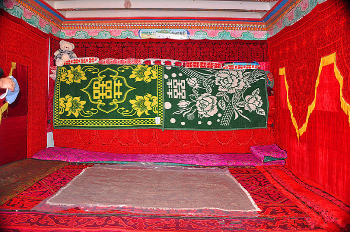 柯尔克孜族的壁挂