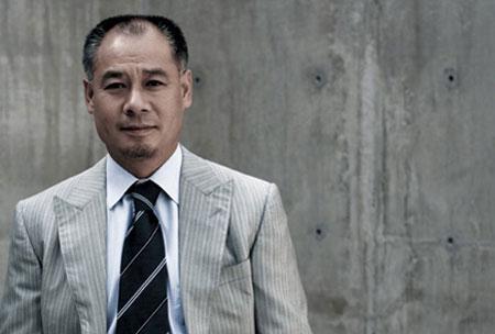 李宁(资料图)文:李宁我今天演讲的主题是《精进与超越——试析佛教